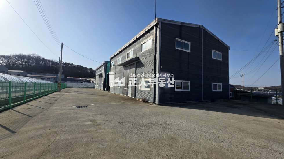 경기 김포시 통진읍 고정리 1동 통진 2차선도로인근 2종제조 대형차량진입가능 60평 2개동 매매 매물번호 11094 사진 3