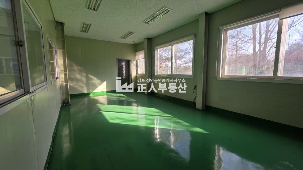 경기 김포시 양촌읍 학운리 나동 학운산단 200평공장 전력150kw 가능코드 C29 높은층고 물류창고추천 월세 매물번호 11060 사진 11