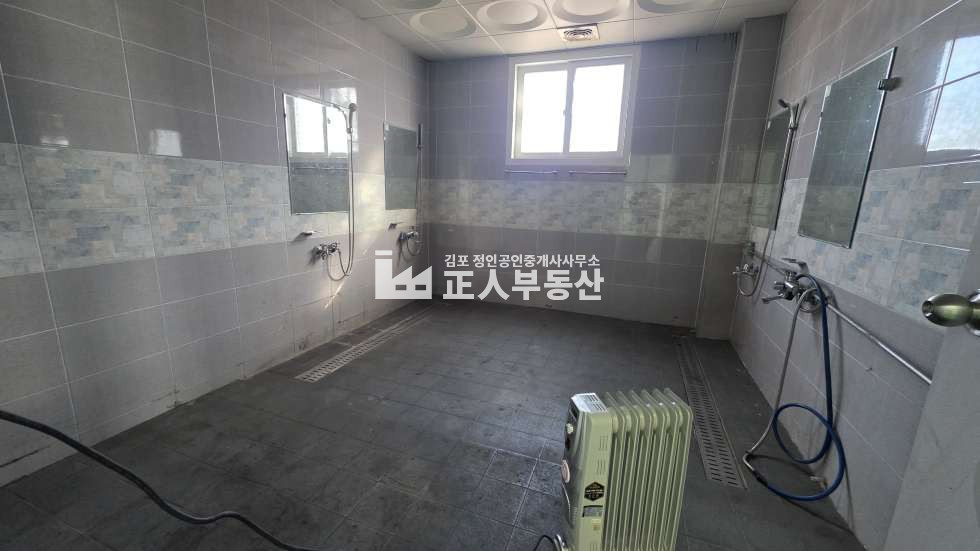 경기 김포시 양촌읍 학운리 나동 학운산단 200평공장 전력150kw 가능코드 C29 높은층고 물류창고추천 월세 매물번호 11060 사진 12