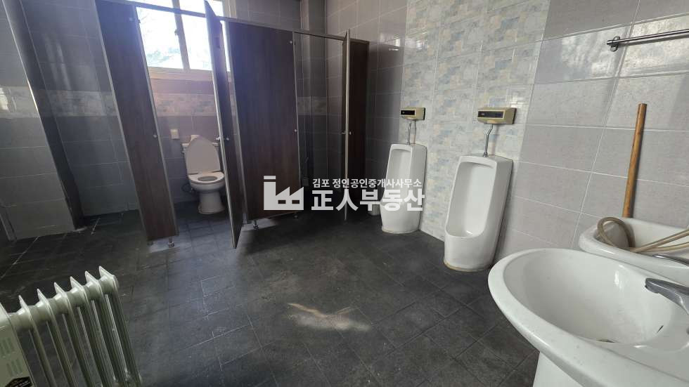 경기 김포시 양촌읍 학운리 나동 학운산단 200평공장 전력150kw 가능코드 C29 높은층고 물류창고추천 월세 매물번호 11060 사진 13